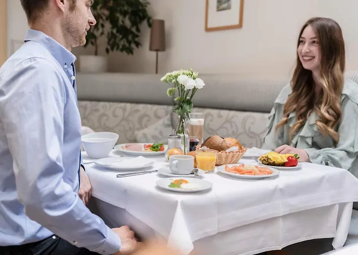 马克格拉夫酒店 3*